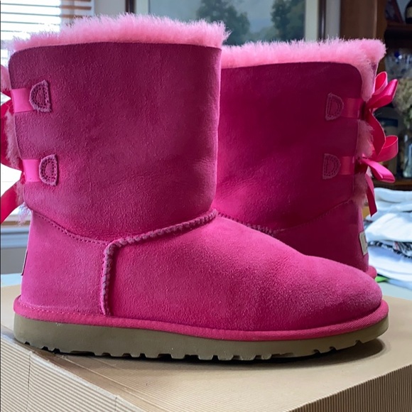 UGG boots: youth pink Bailey bow - Picture 3 of 12
